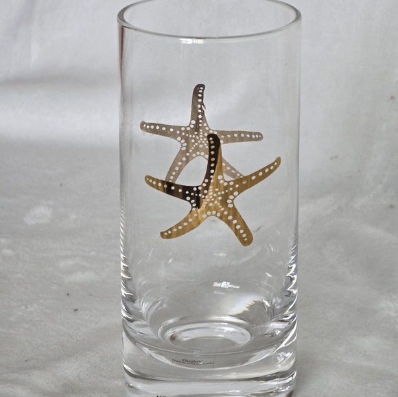 Neiman Marcus Heavy Bottom Glasses Clear with  Real Gold Starfish Designs Set - Picture 2 of 3